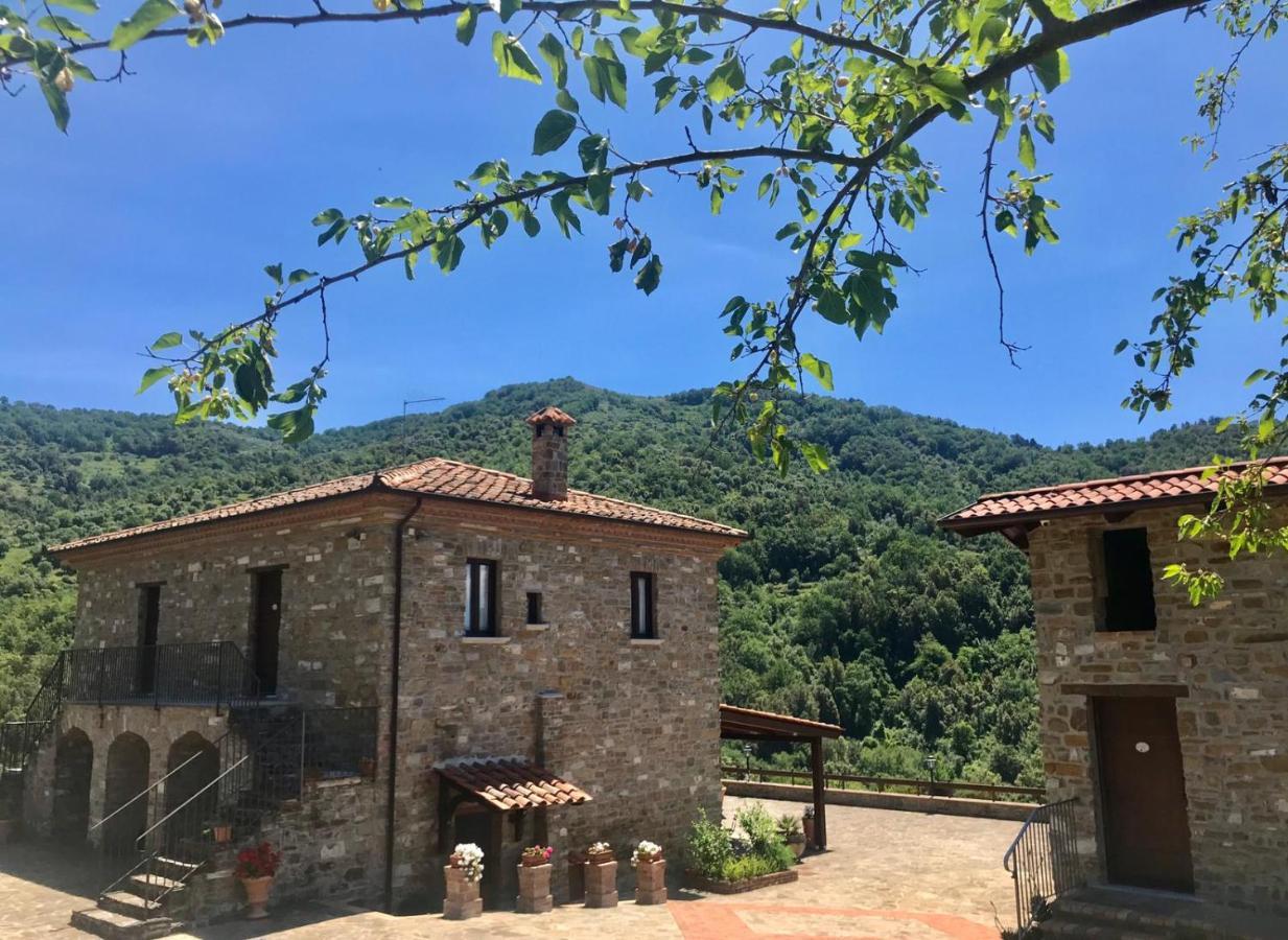 Agriturismo Piano Di Andrea Ostigliano Luaran gambar
