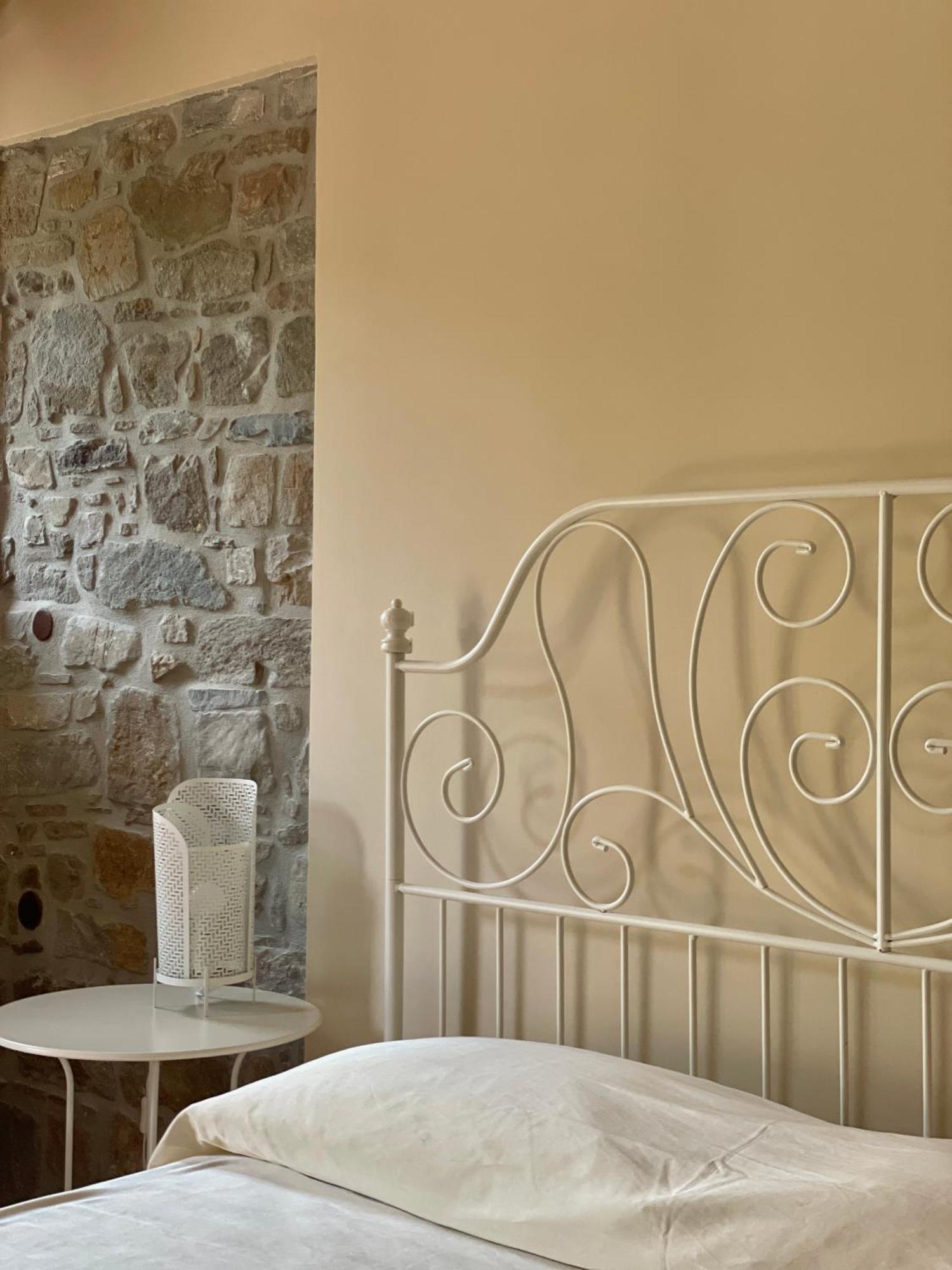 Agriturismo Piano Di Andrea Ostigliano Luaran gambar