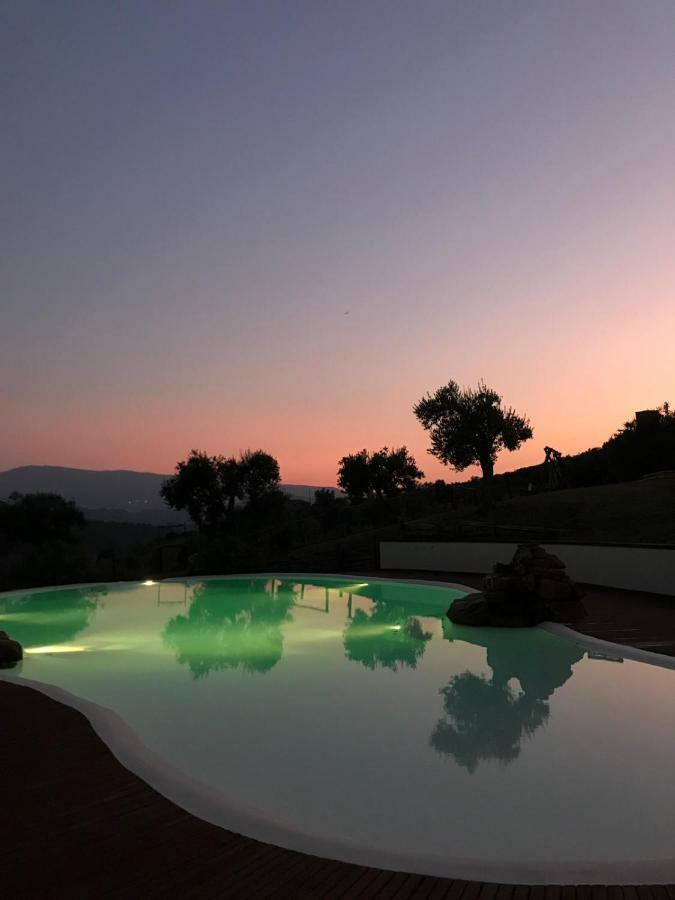 Agriturismo Piano Di Andrea Ostigliano Luaran gambar